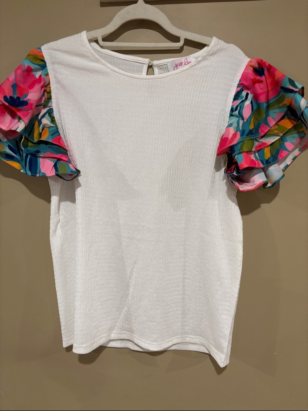 Jess Lea boutique flutter sleeve top - Picture 4 of 7
